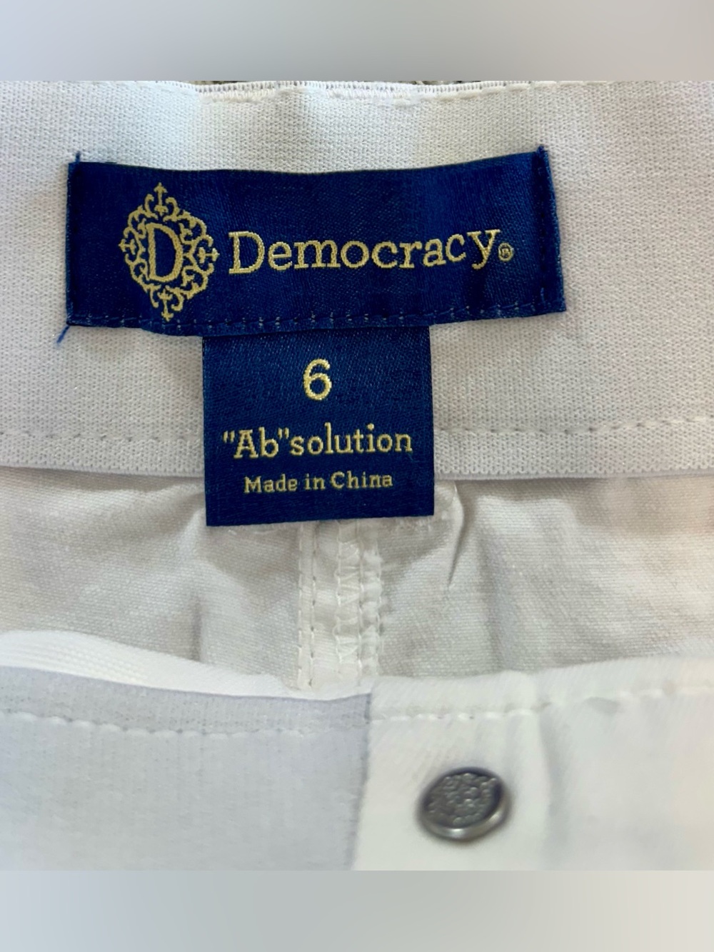 NWT Democracy Ab-solution Women’s Size 6 White High Rise Utility Shorts - Picture 6 of 12